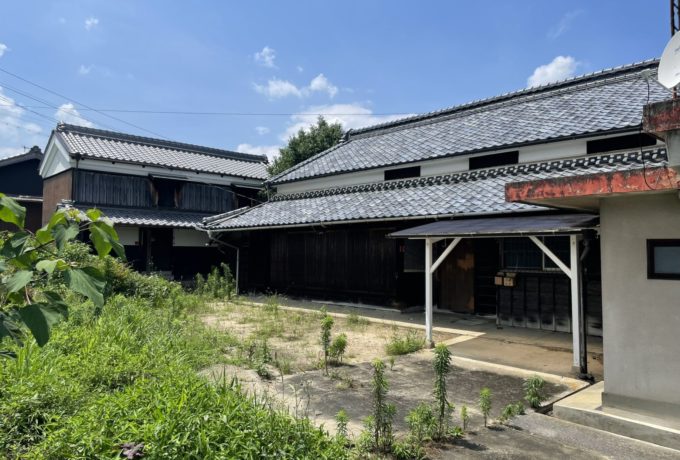 亀山市関町　土蔵付き平屋古民家