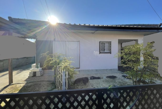 四日市市楠町　築52年木造平屋建て倉庫付き